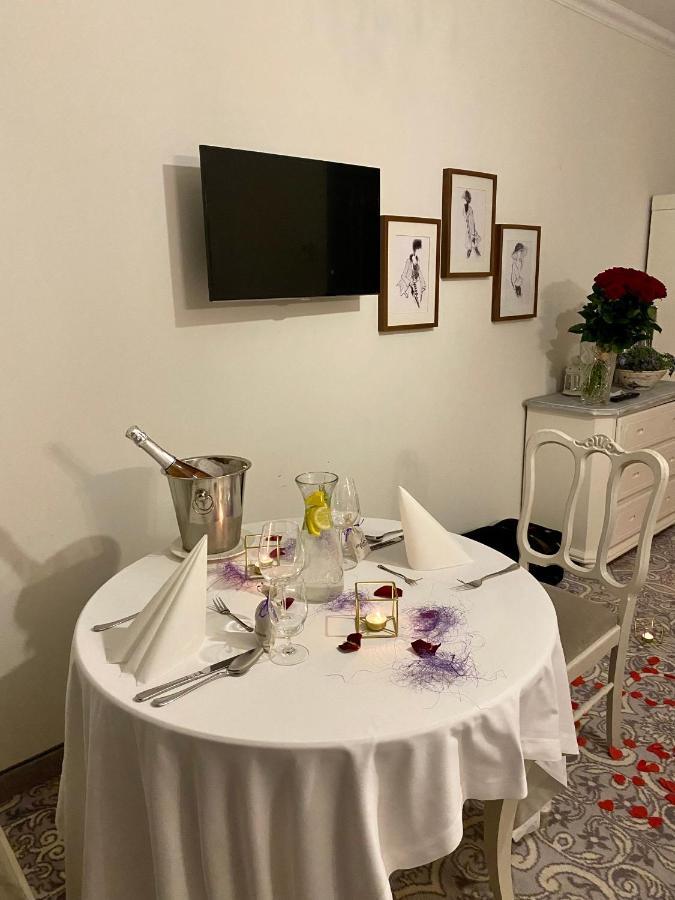 Miod Lawenda Hotel Biardy Buitenkant foto